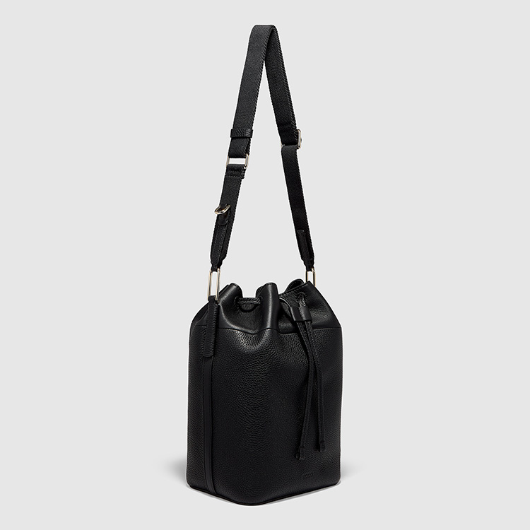 Сумка ECCO Textureblock Bucket Bag