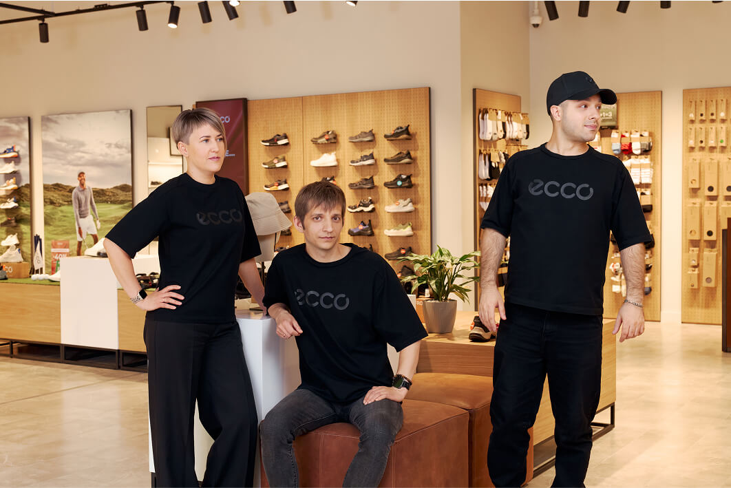 Изображение работников розницы ECCO