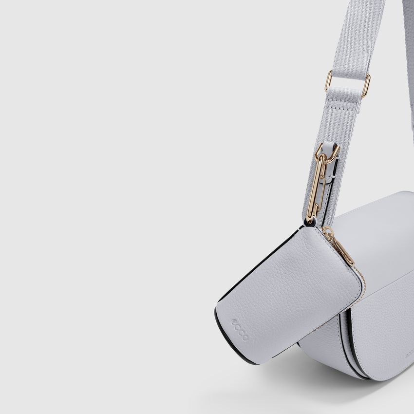 Сумка ECCO Textureblock Saddle Bag 9105823/90983 Сумка ECCO Textureblock Saddle Bag 9105823/90983