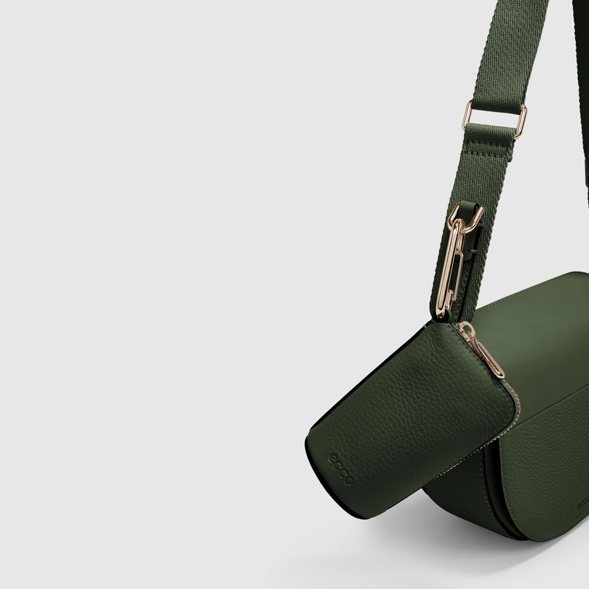 Сумка ECCO Textureblock Saddle Bag 9105823/90984 Сумка ECCO Textureblock Saddle Bag 9105823/90984