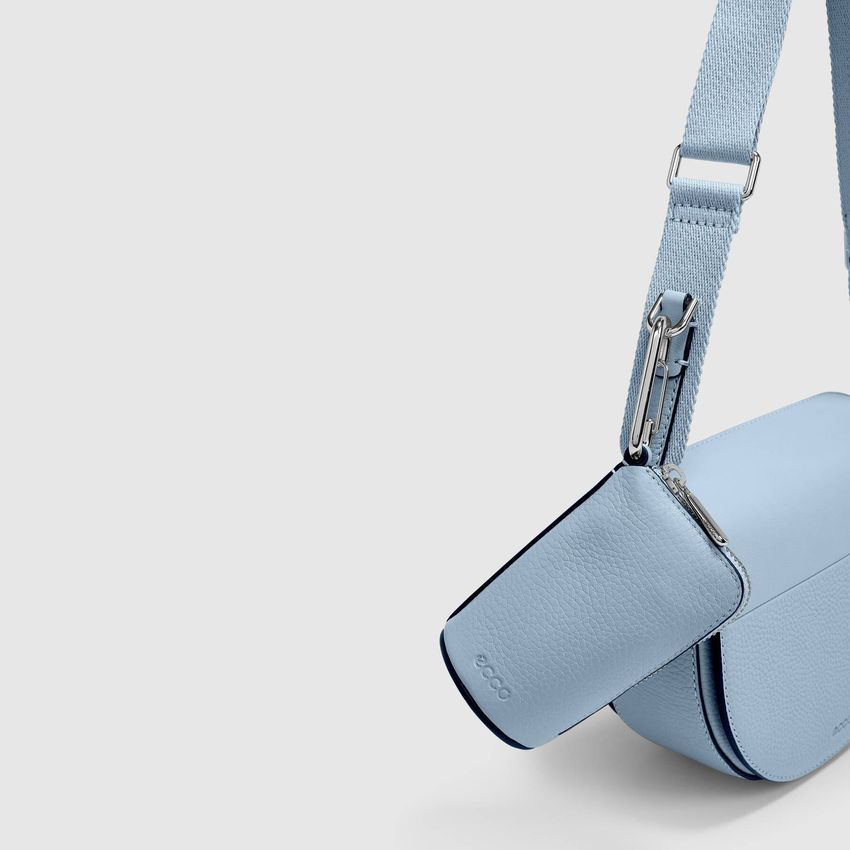 Сумка ECCO Textureblock Saddle Bag 9105823/90977 Сумка ECCO Textureblock Saddle Bag 9105823/90977