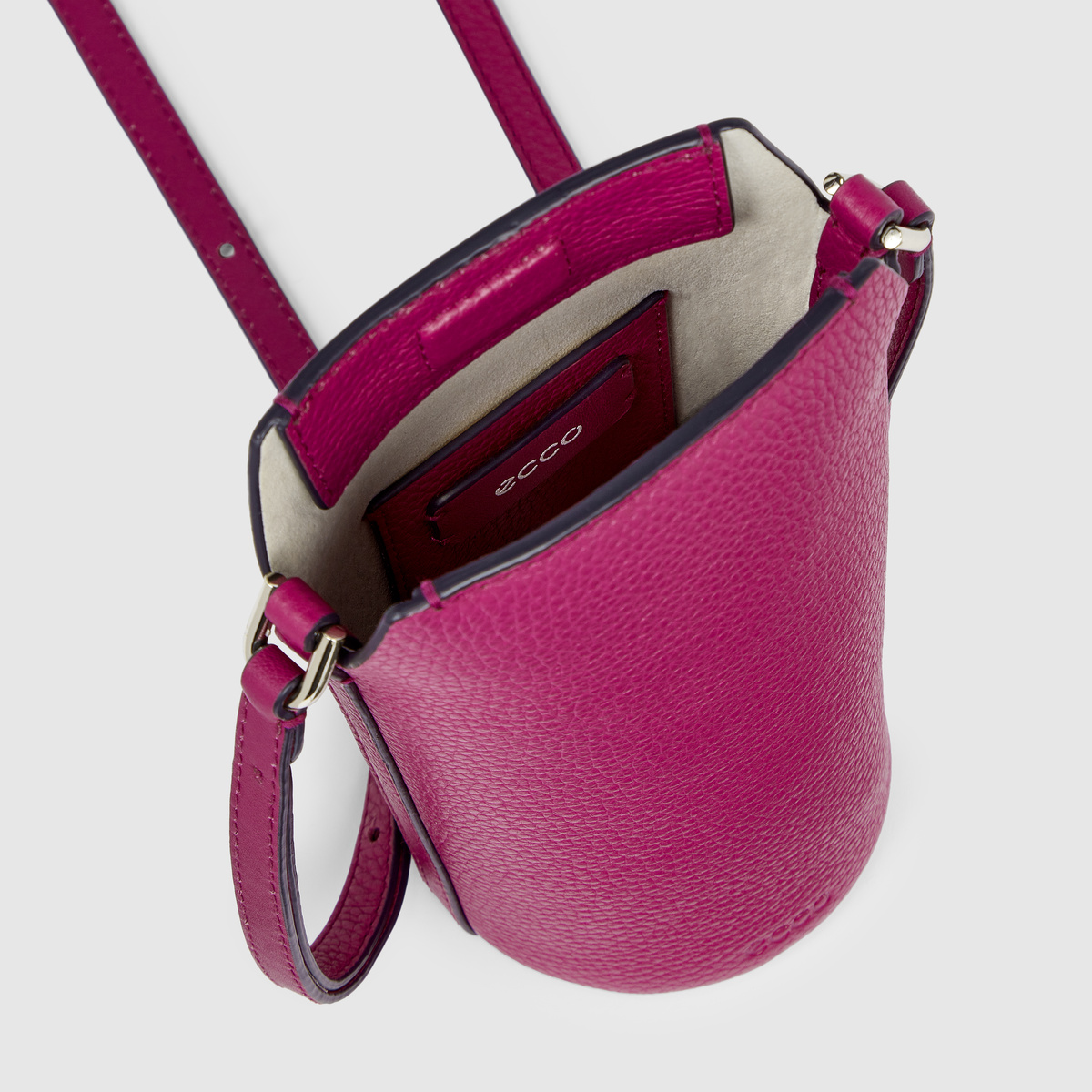 Сумка ECCO Pot Bag Textureblock 9105826/90971 Сумка ECCO Pot Bag Textureblock 9105826/90971