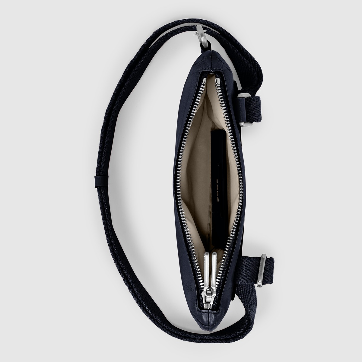 Сумка на пояс ECCO Pillow Waist Bag 9105844/91040