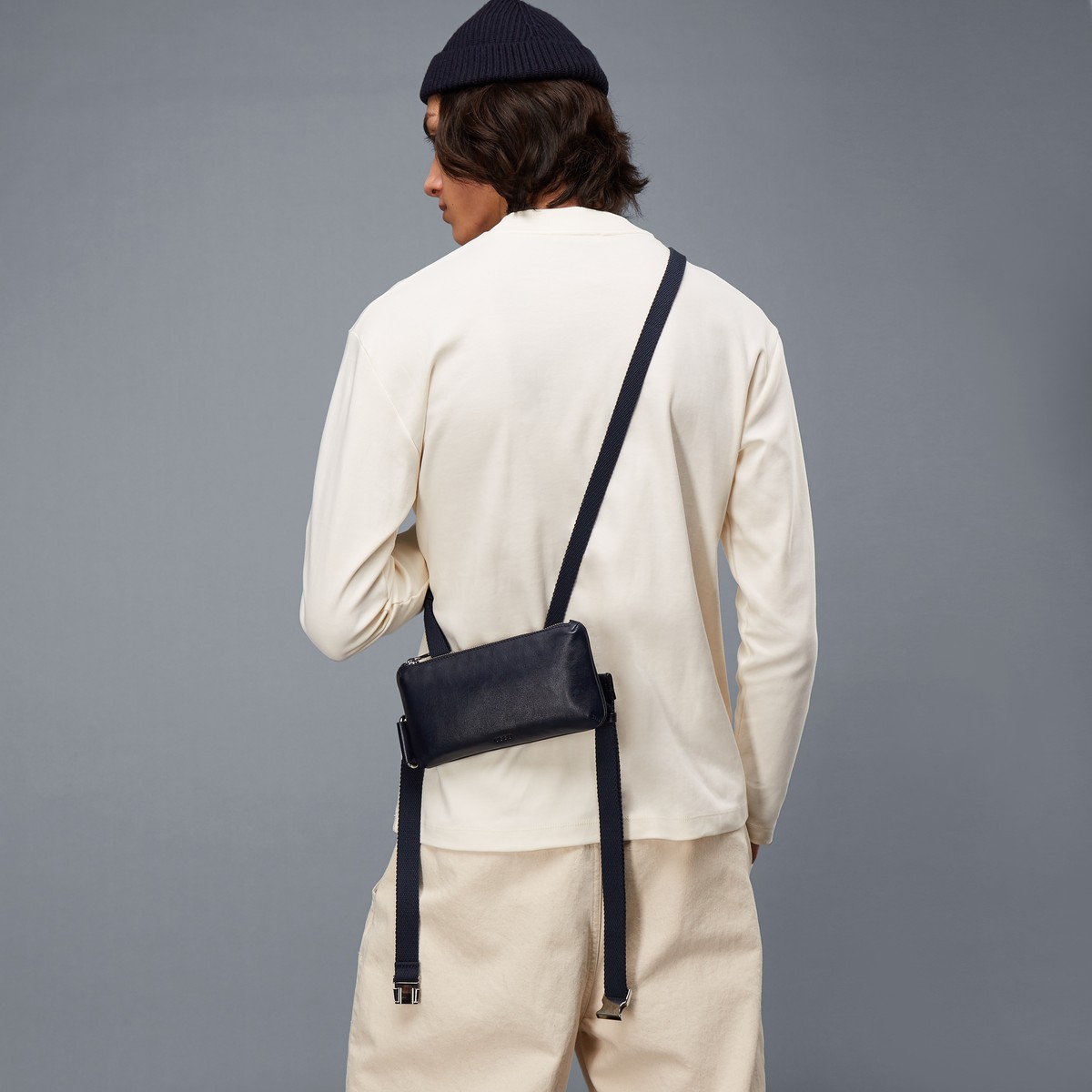 Сумка на пояс ECCO Pillow Waist Bag 9105844/91040