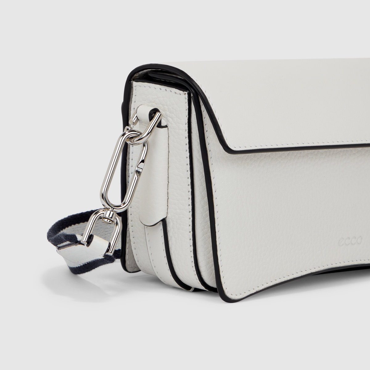 Сумка ECCO Textureblock Pinch Bag Compact 9105964/91027 Сумка ECCO Textureblock Pinch Bag Compact 9105964/91027