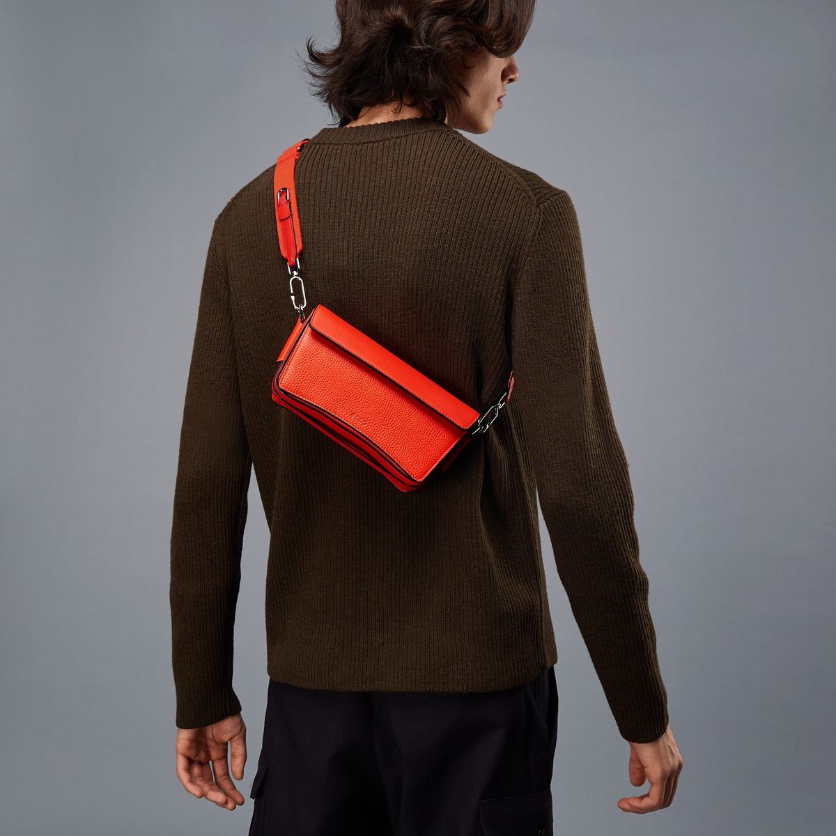 Сумка ECCO Textureblock Pinch Bag Compact 9105964/91033 Сумка ECCO Textureblock Pinch Bag Compact 9105964/91033