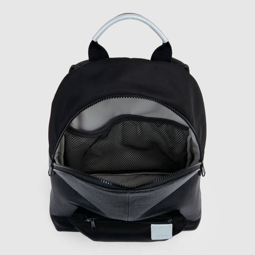Рюкзак ECCO Round Pack 9107194/90000 Рюкзак ECCO Round Pack 9107194/90000
