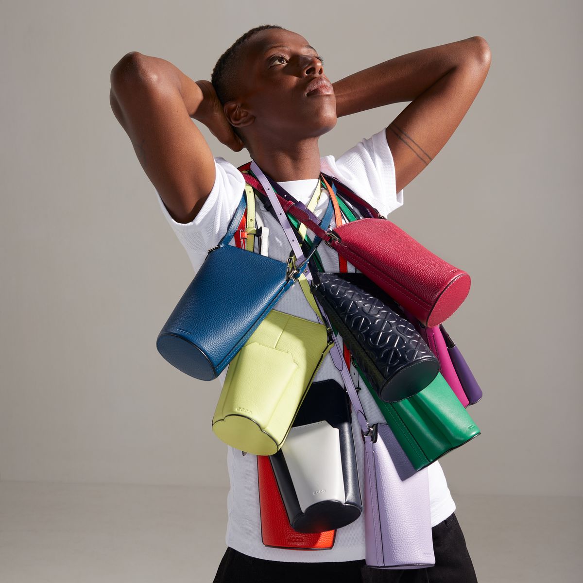 Сумка ECCO Pot Bag Textureblock 9105826/90549