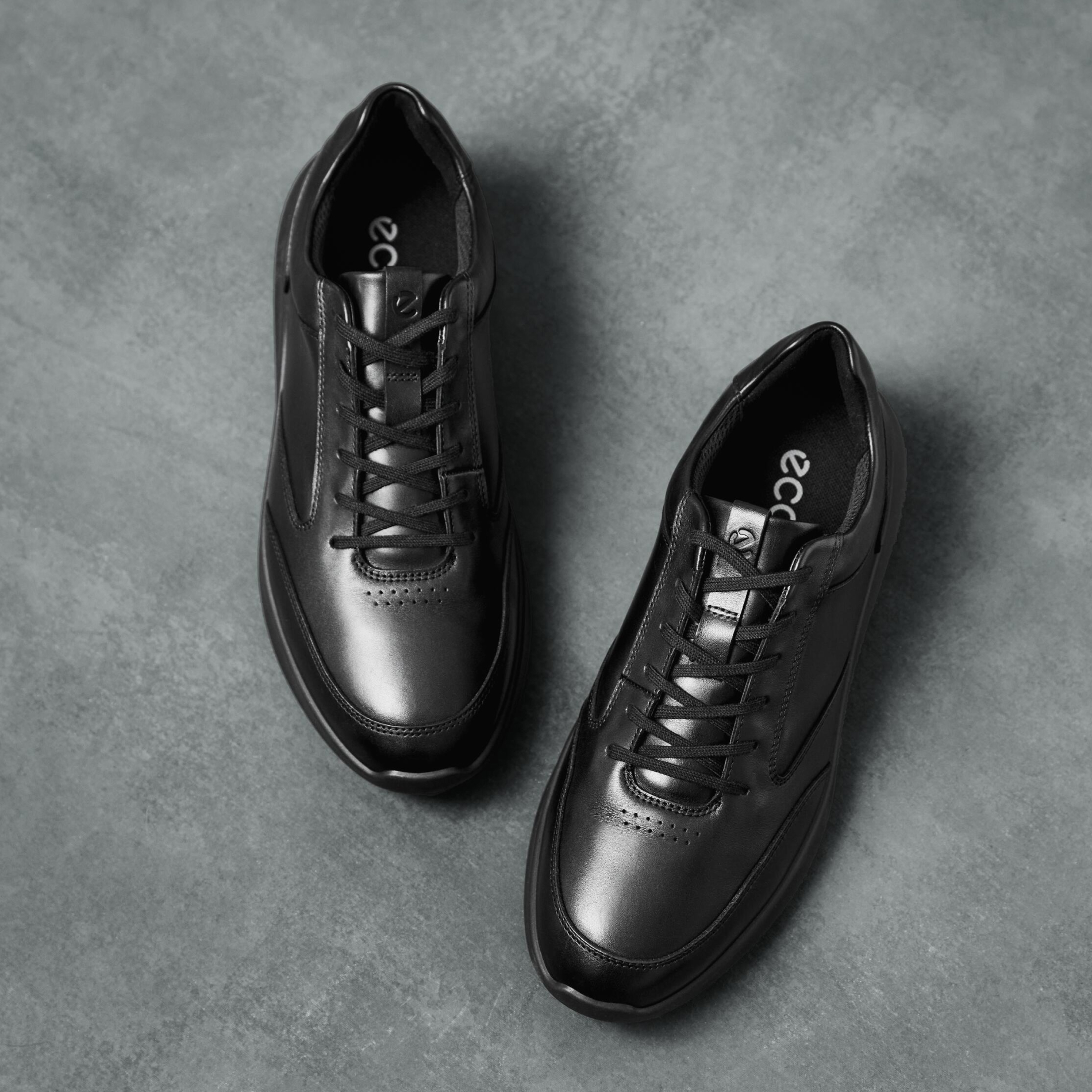 Кроссовки ECCO CITY STRIDE 571814/01001