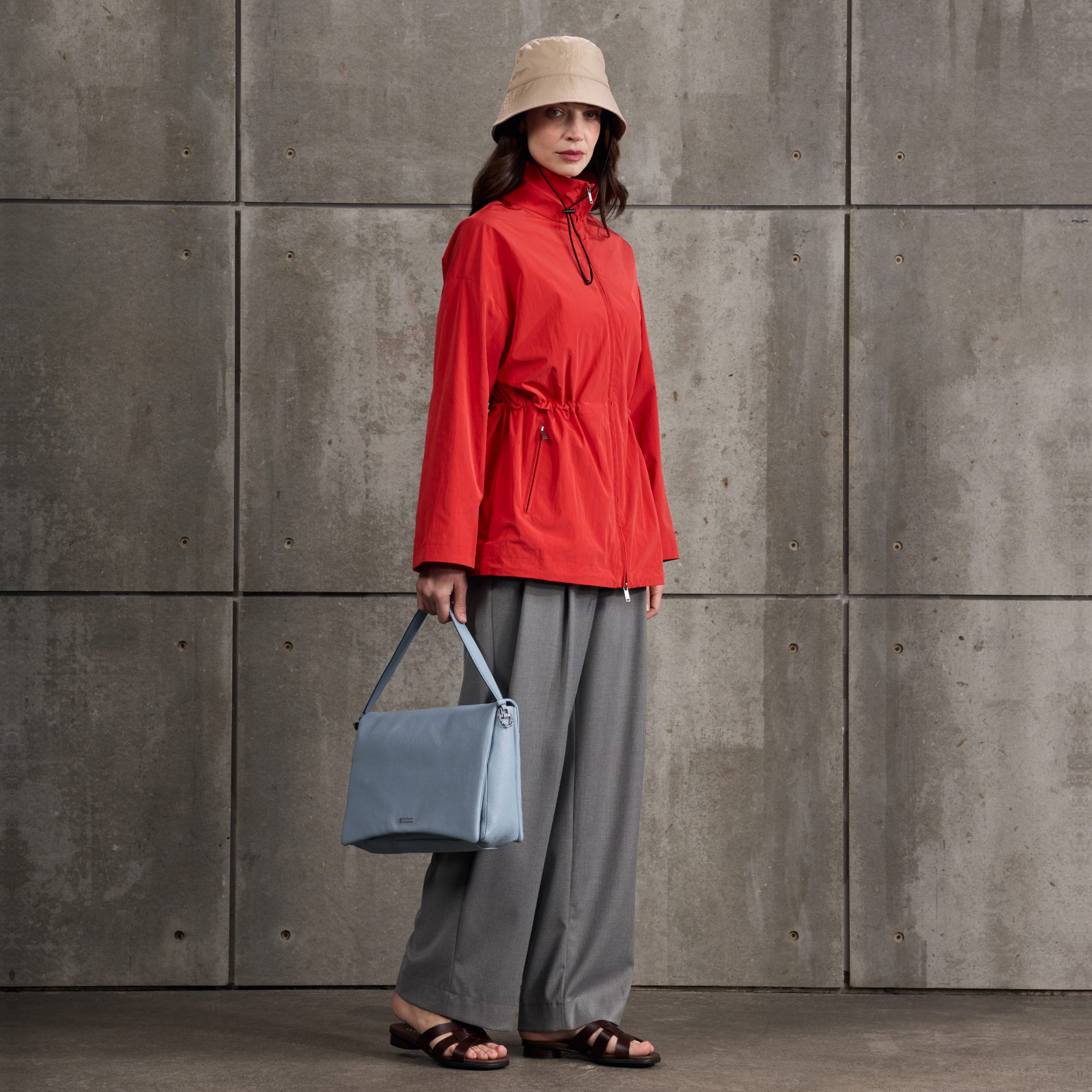 Сумка ECCO Pinch Bag 9108236/90784