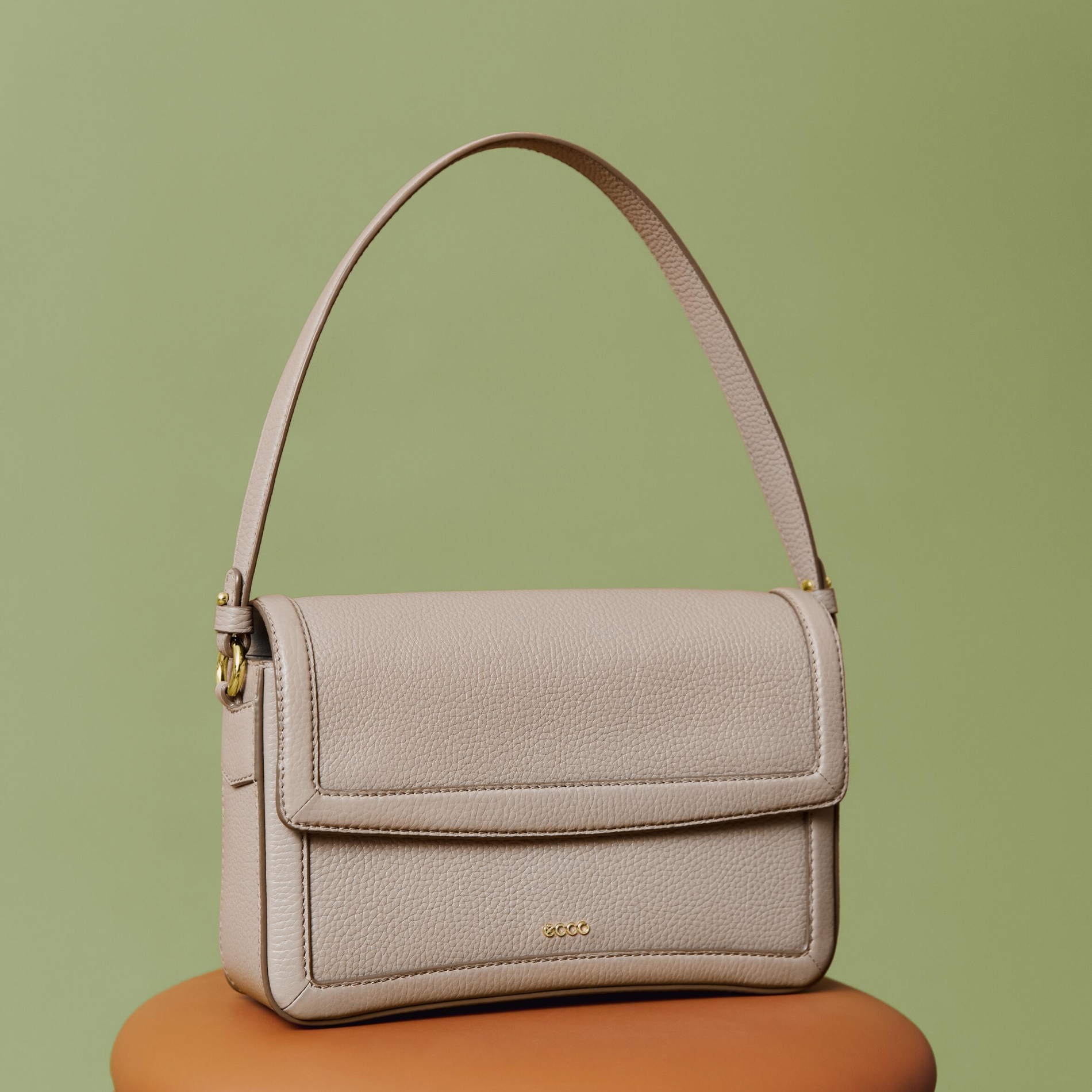 Сумка кросс-боди ECCO Pinch Bag Pebbled Leather 9108460/90164